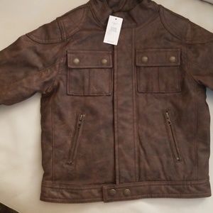 Gap Brown Bomber